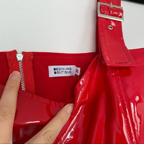 Beginning Boutique “Stay Close Top” - Picture 5 of 6